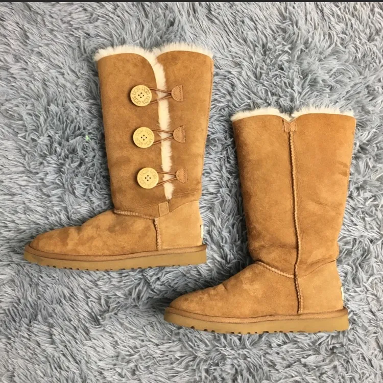 Ugh Bailey Button Boots - Image 3