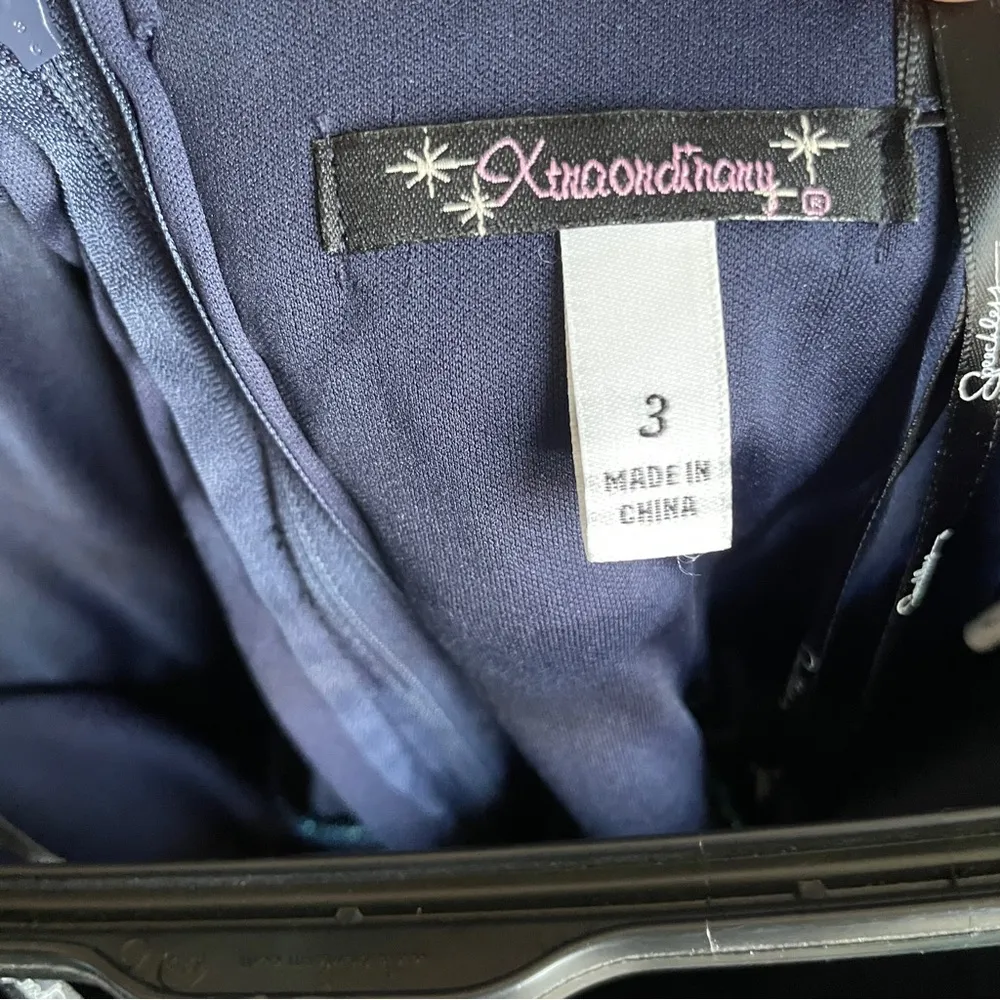 Xtraordinary  Sequin Dress NWT Size 3 - Image 2