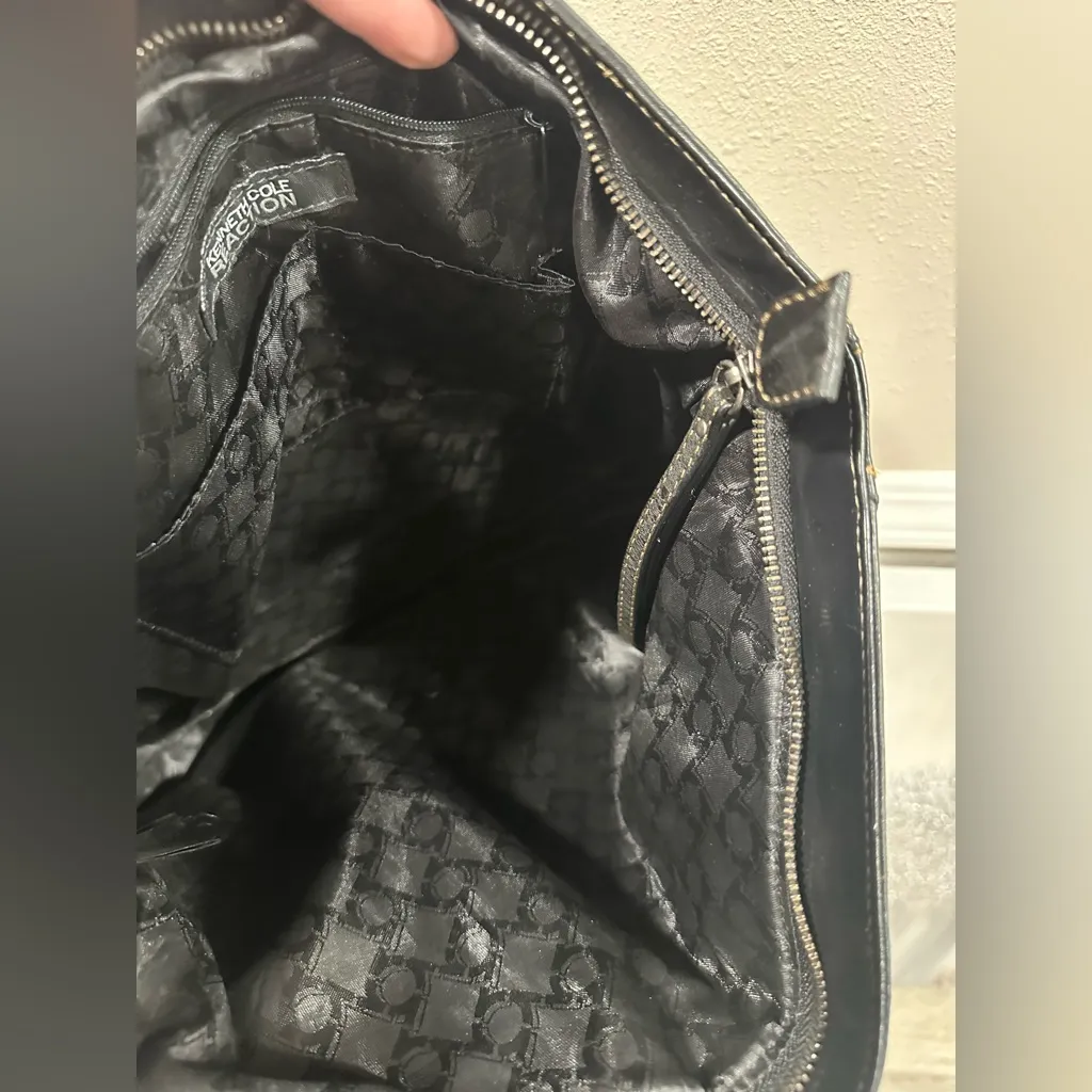 Kenneth Cole Reaction Purse - Image 6