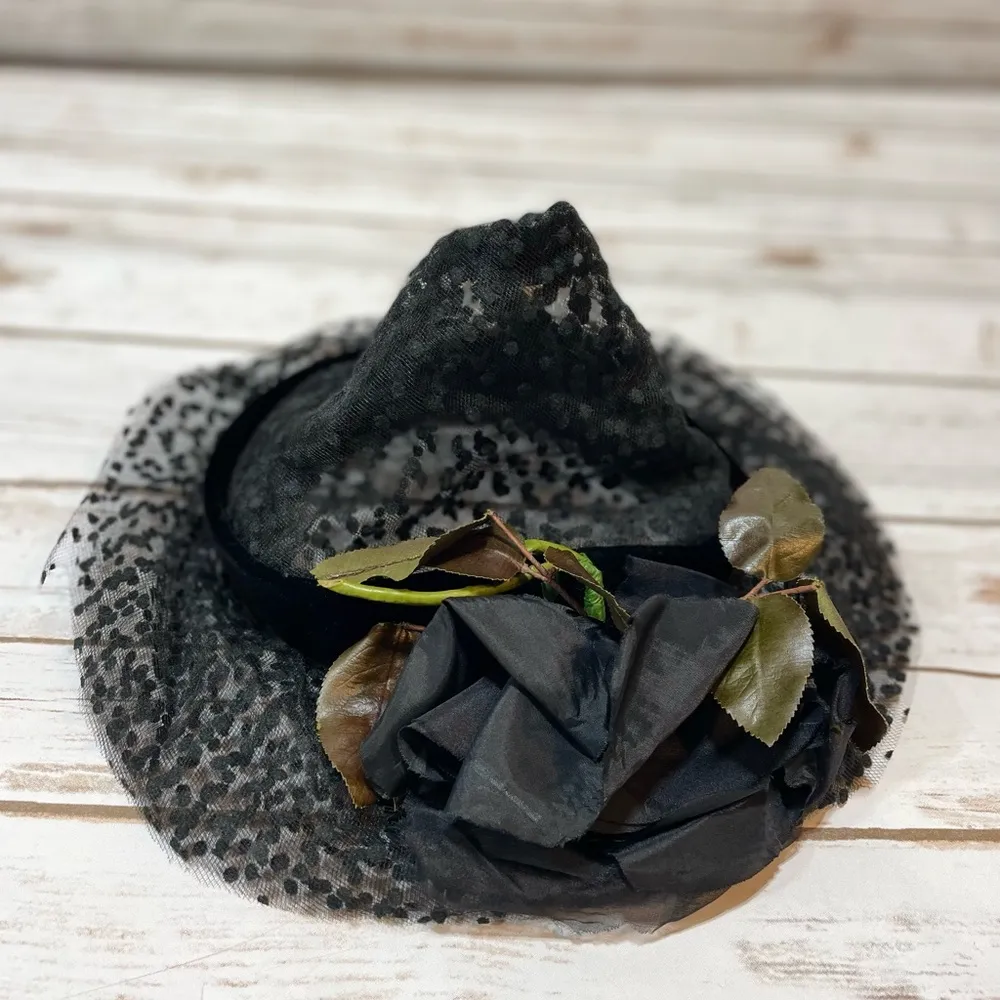 Vintage Fascinator/Hat - Image 2