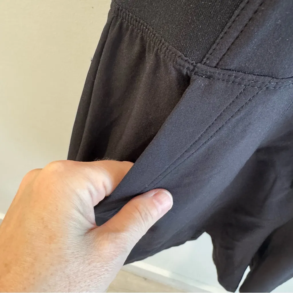 Athleta Brooklyn Utility Romper Black Size 4 Tall - Image 4