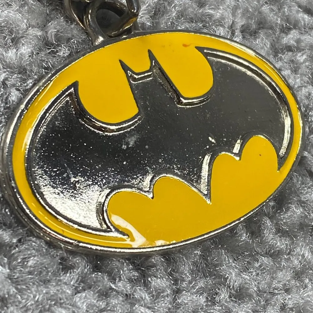 Batman Pendant Medal Medallion 1999 DC Comics Yellow Enamel Silver Color Metal - Image 10