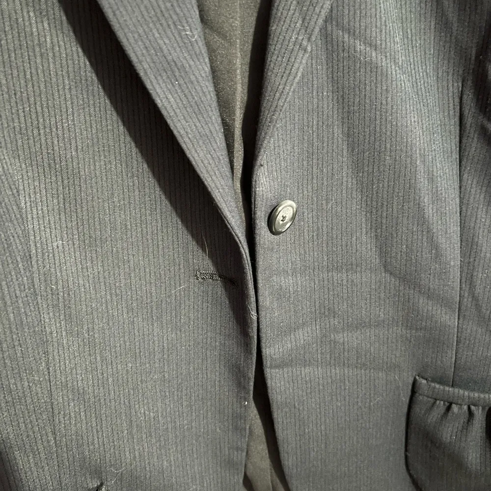 Tahari Black Stripe Blazer Shoulder Pads Size 14 - Image 7