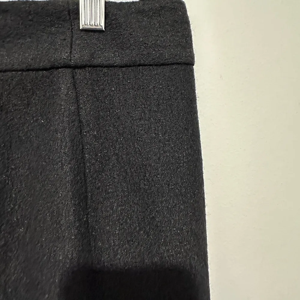 Banana Republic‎ Black Skirt - Image 3