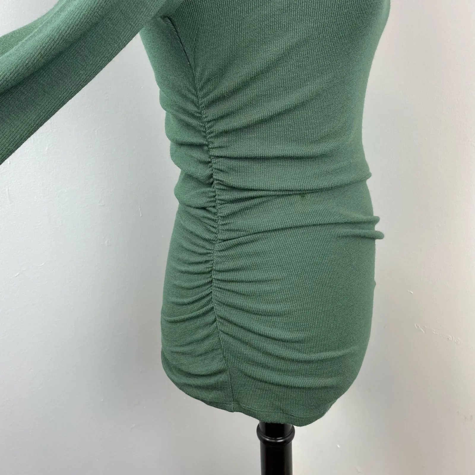 n:philanthropy Green Gavin Cutout Ruched Long-Sleeve Soft T-Shirt Large NEW - Image 7