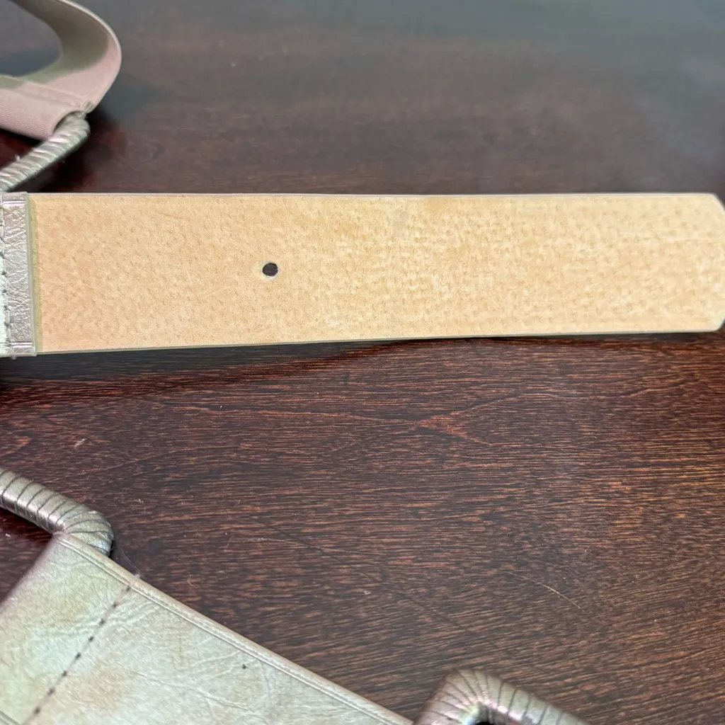 Chico’s Metallic Gold Leather Beige Stretch Rectangle Buckle Fashion Belt Size L - Image 9