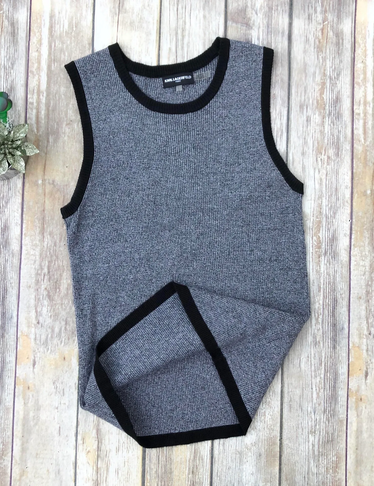 Gray Crew Neck Ribbed Sweater Vest - Image 5