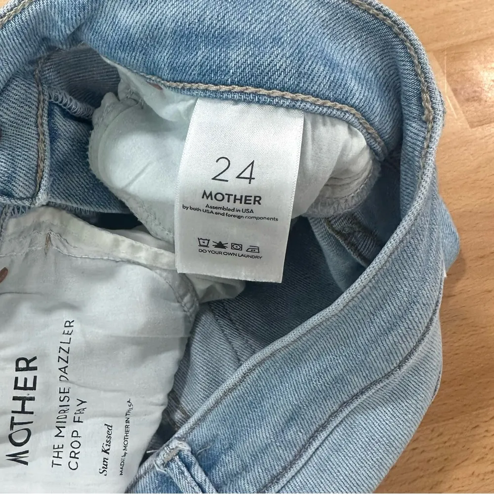 Mother Denim The Mid Rise Dazzler Ankle Fray Jean in Sun Kissed size 24 Blue - Image 9