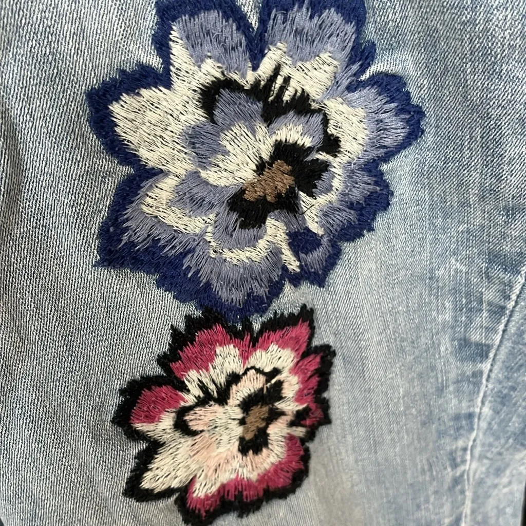 Boyfriend Jeans Embroidered Flowers Hippie  Womens 22 Lane Bryant - Image 7