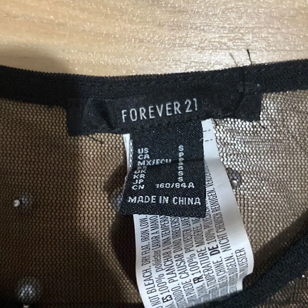 Forever 21 Pearl Sheer Cropped Top Size Small - Image 2