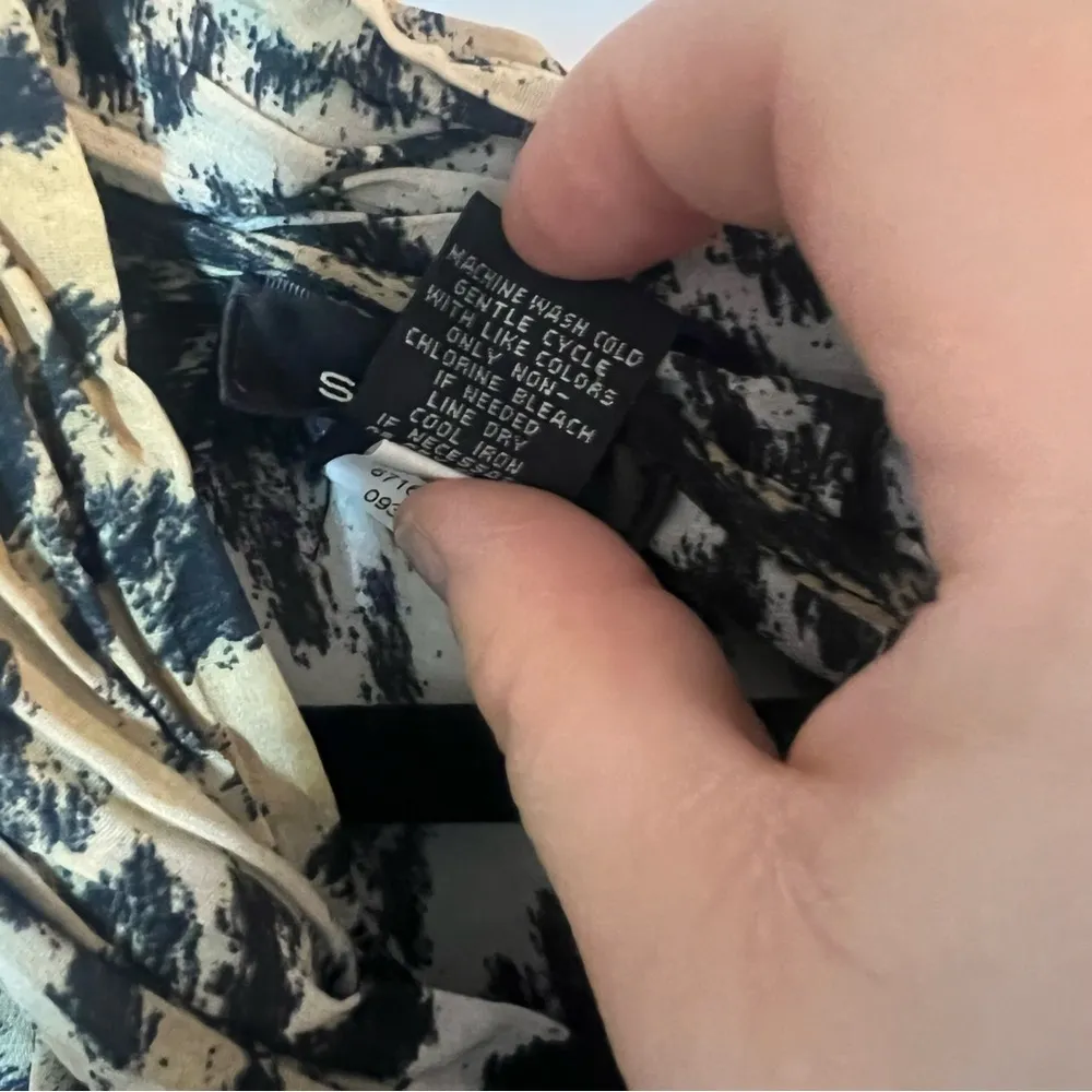 Leopard Trending Tank Top Vintage Spense Size Large Buttoned Neckline at back​​​ Brown - Image 3