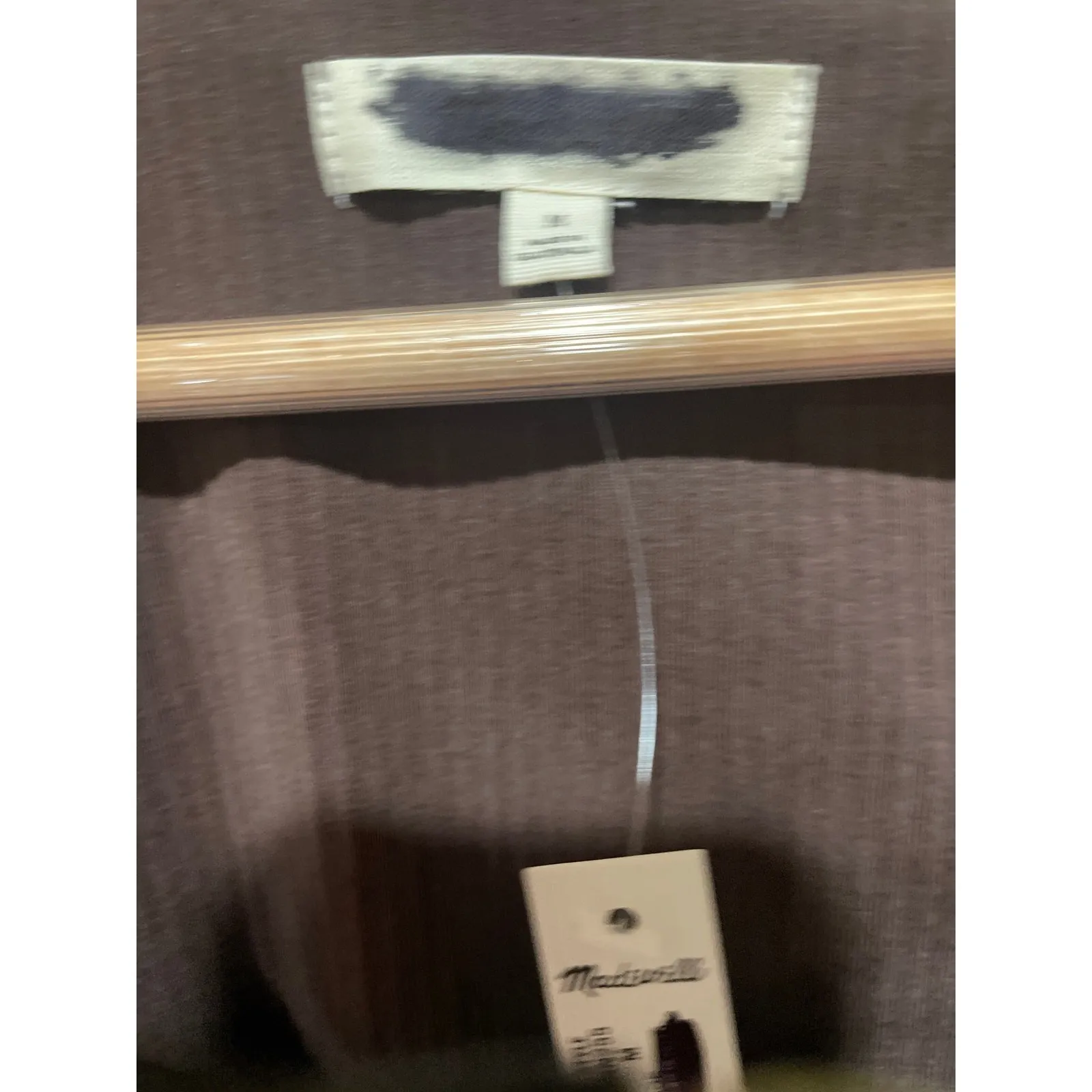 Madewell Square-Neck Long-Sleeve Crop Tee Size Medium - Image 6