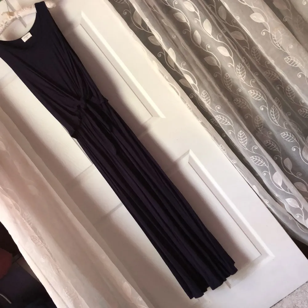 Francesca’s collections maxi dress - Image 8