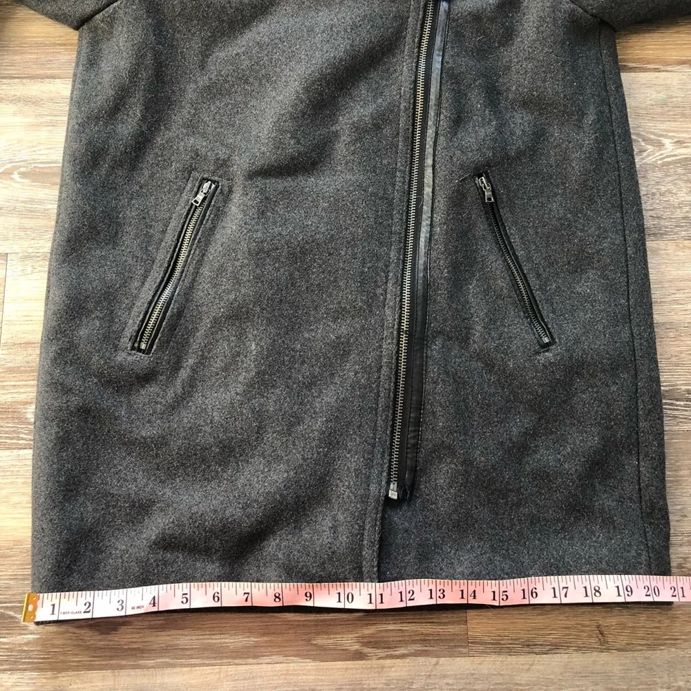 Gap Gray Wool Blend Winter Coat M - Image 10