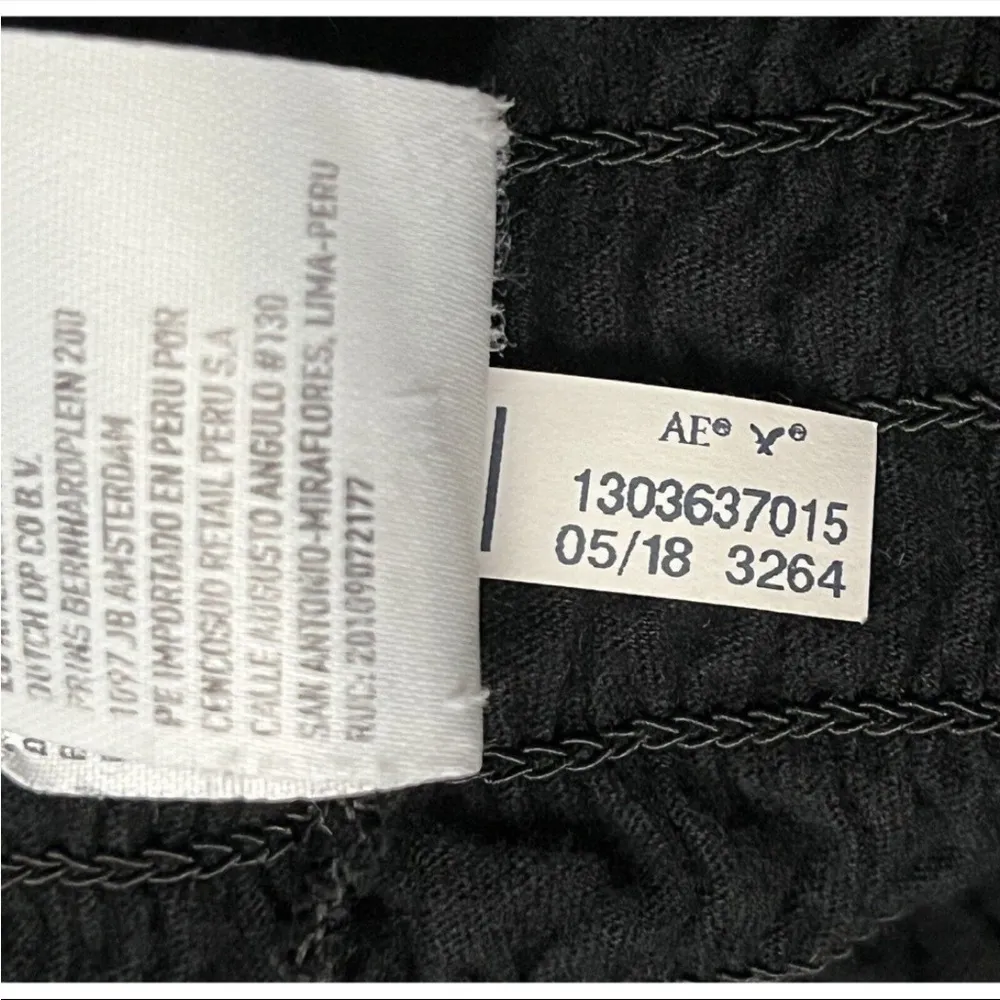 American Eagle Black Smocked Crop Top S | Ruffle Lettuce Hem Grunge Boho Biker - Image 8