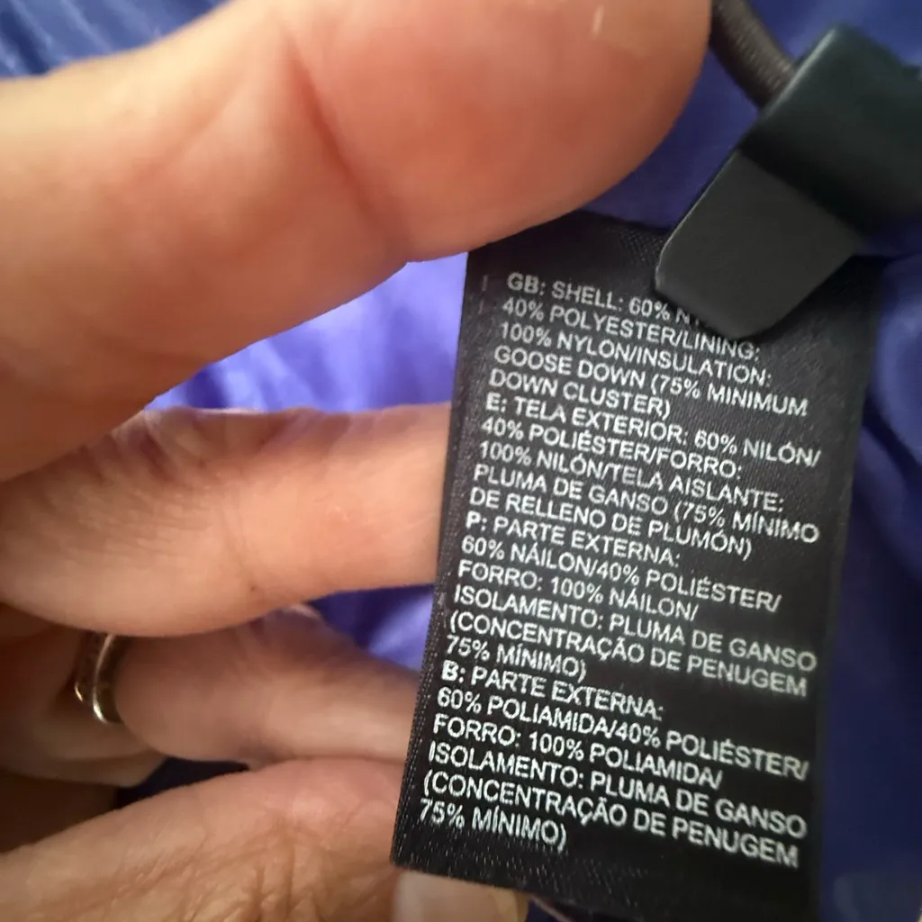 WOMENS  The North Face Totally Down Hooded Jacket SZ S/P Purple 600 - Image 12