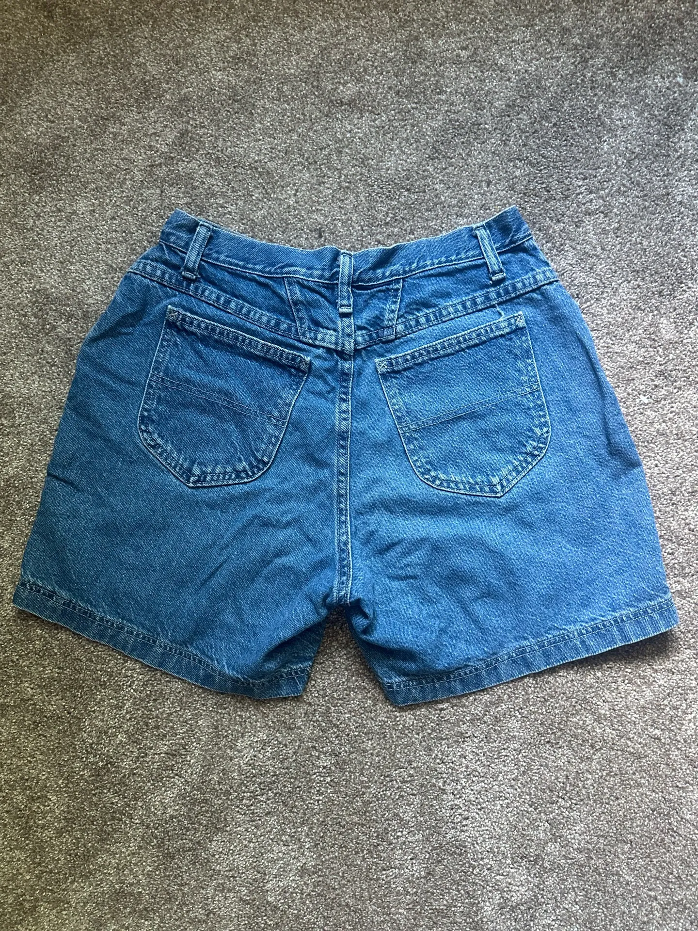 Riders Vintage Jean Shorts by Lee - Image 3