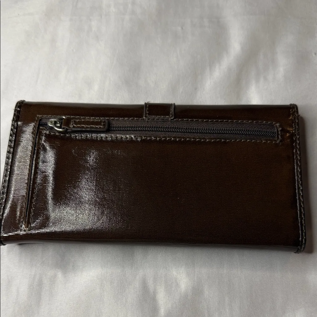 Elegant Brown Leather Wallet - Image 2