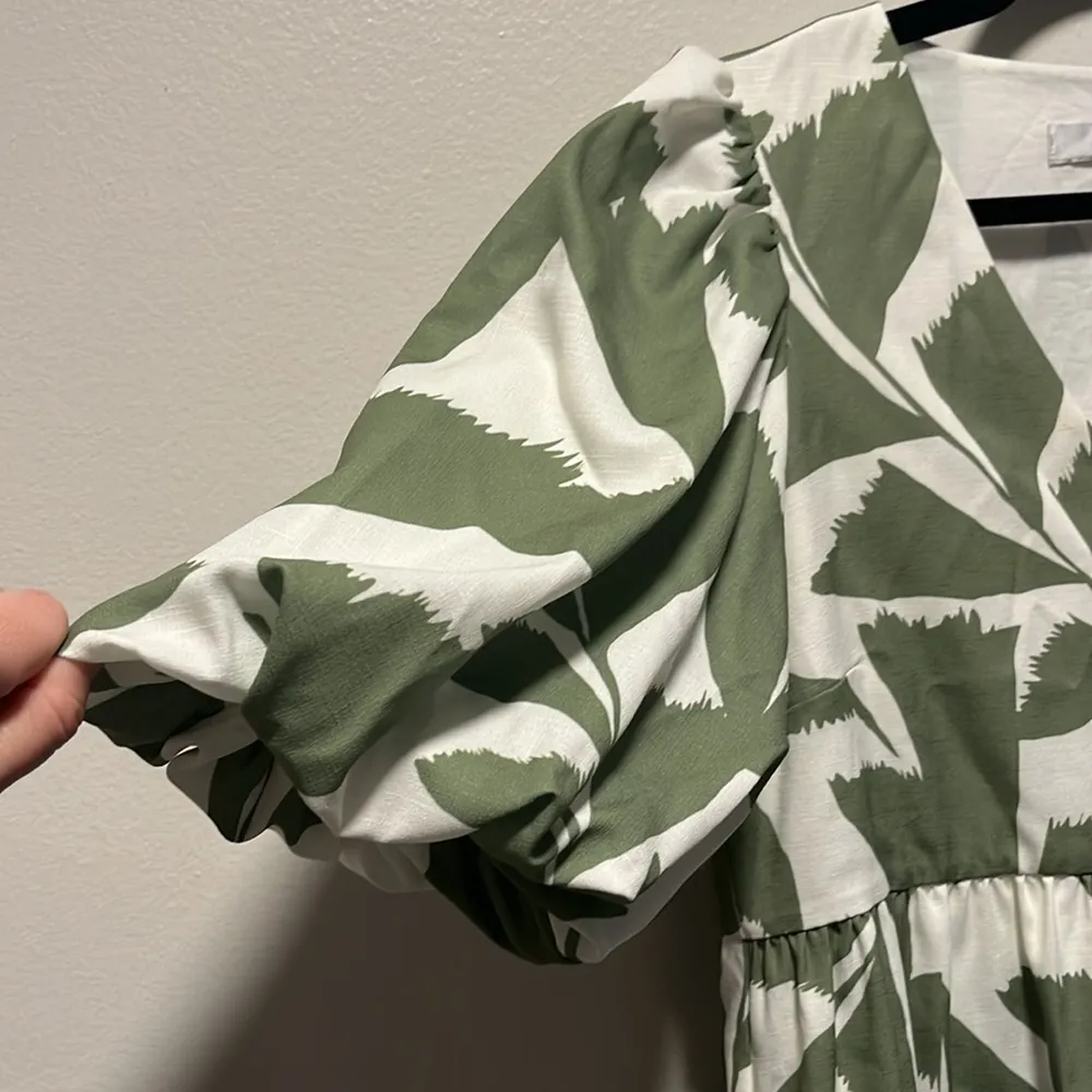 CROSBY BY MOLLIE BURCH Brawley Dress, Everglades Green/ White Leaf Print, Size S - Image 5