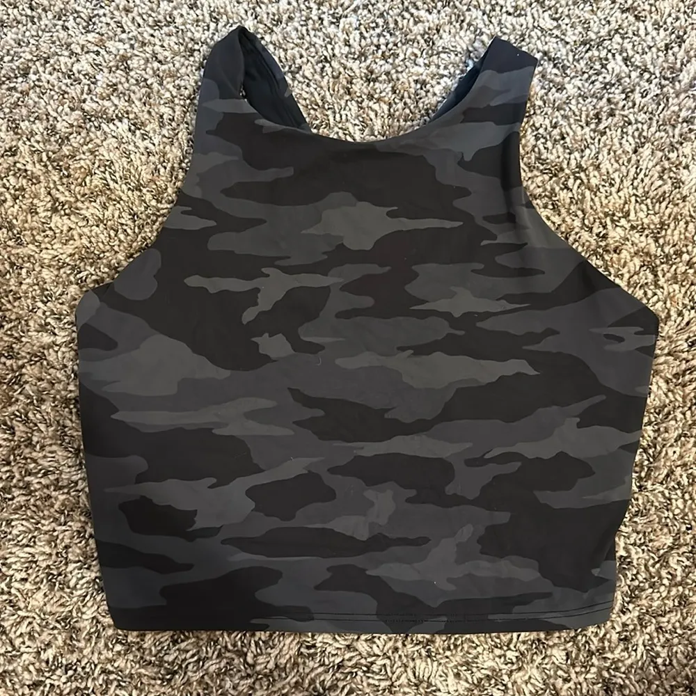Athleta Conscious Crop Tank Camo Small - Image 2