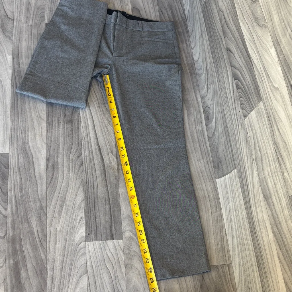 Banana Republic Gray Ankle Pants - Image 10