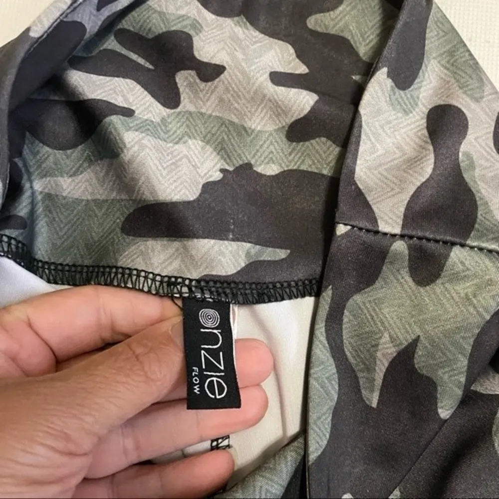 Onzie High Rise Leggings green camo - Image 7
