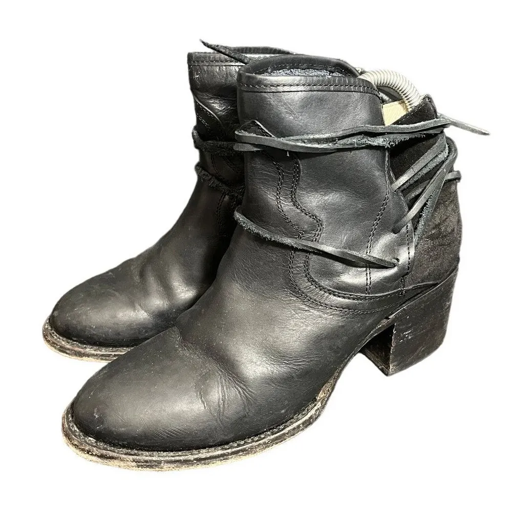 Freebird by‎ Steven Women's Casey Black Leather Ankle Boots Booties Size 8 - Image 1