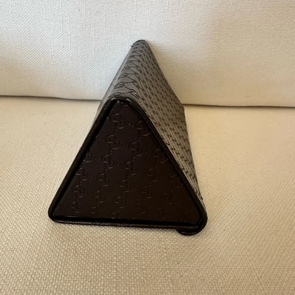 GUCCI Collapsible Triangular Leather SUNGLASS Case ONLY - Image 5