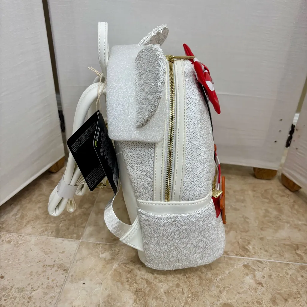 Loungefly Disney Snowman Minnie Mouse Sequin Mini Backpack. NWT - Image 5