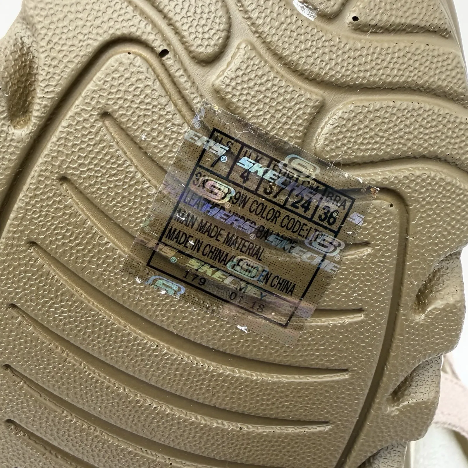 NWB Skechers Suede Peep-toe Slingback Wedge size 7 Wide New - Image 7