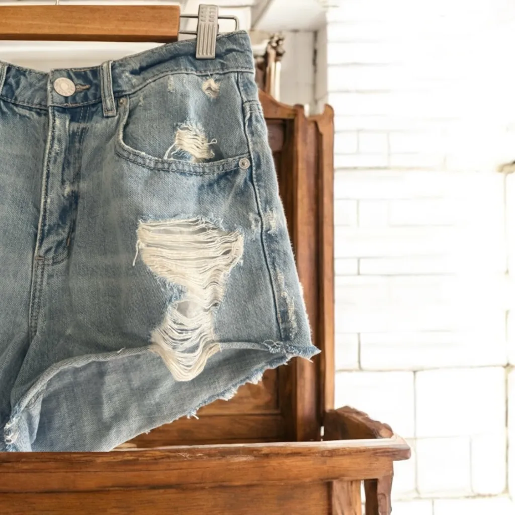 Garage Festival Denim Shorts - Image 3