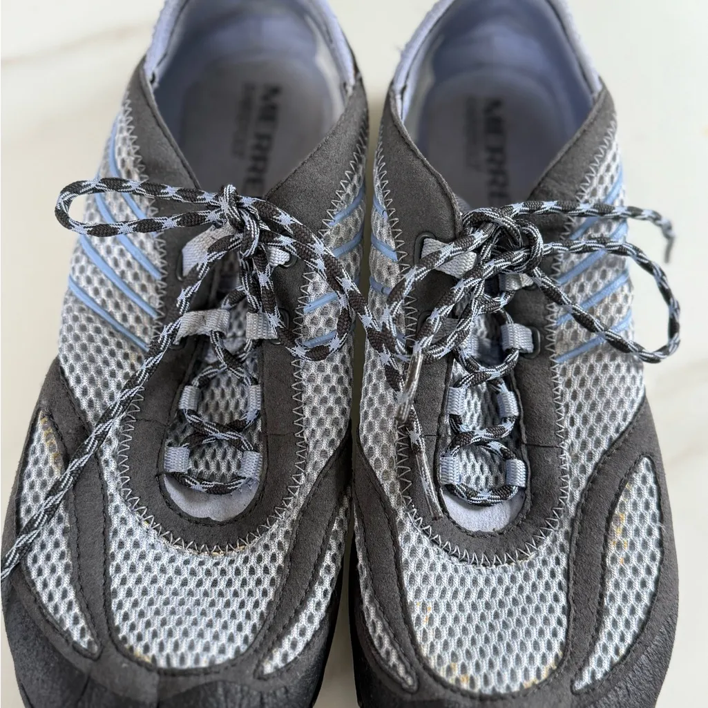 Merrell women’s Black and Light Blue Athletic Shoes - Image 2