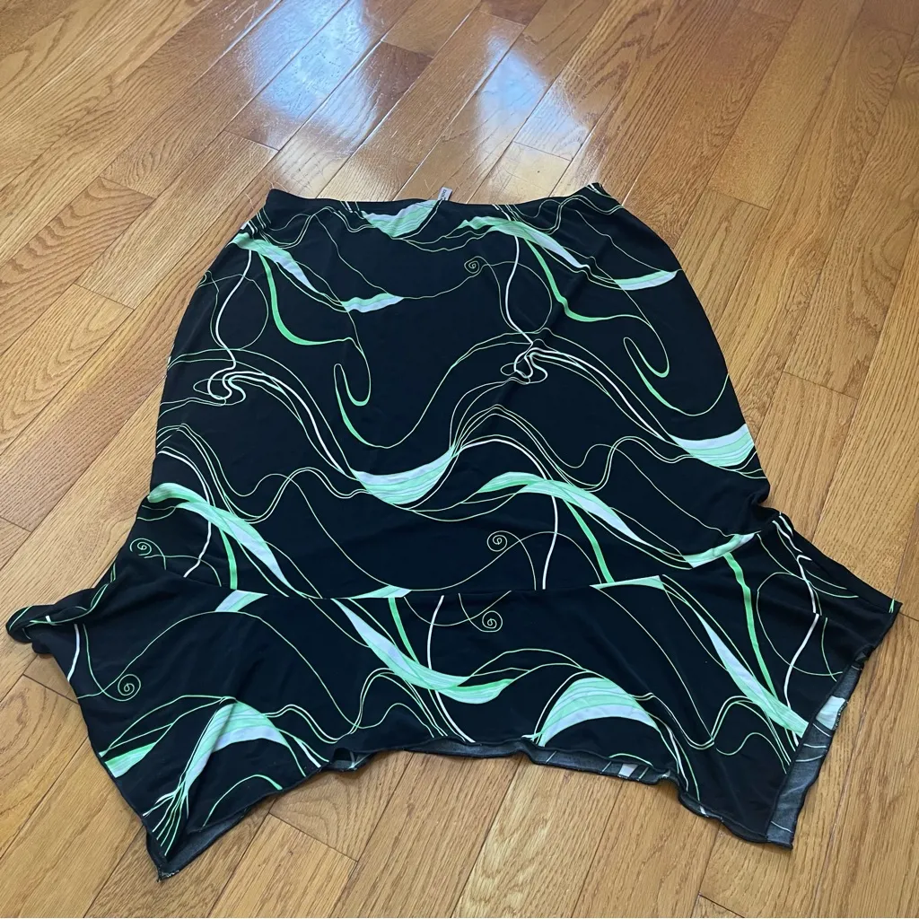 Susan Lawrence 2-Piece Skirt & Top Set Black Green Abstract Print - Size 1X-2X - Image 11