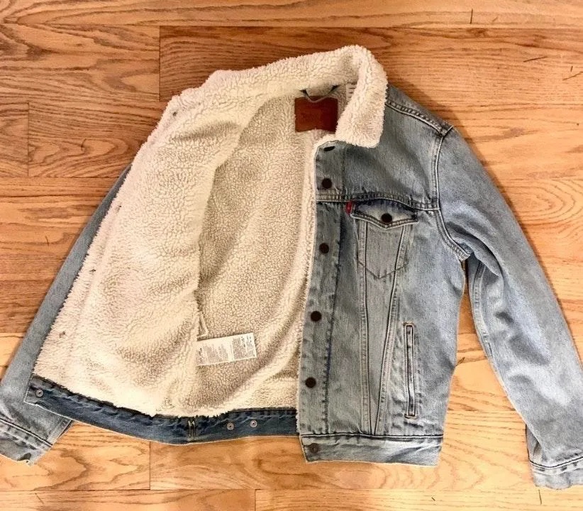 Levi’s Jacket - Image 2