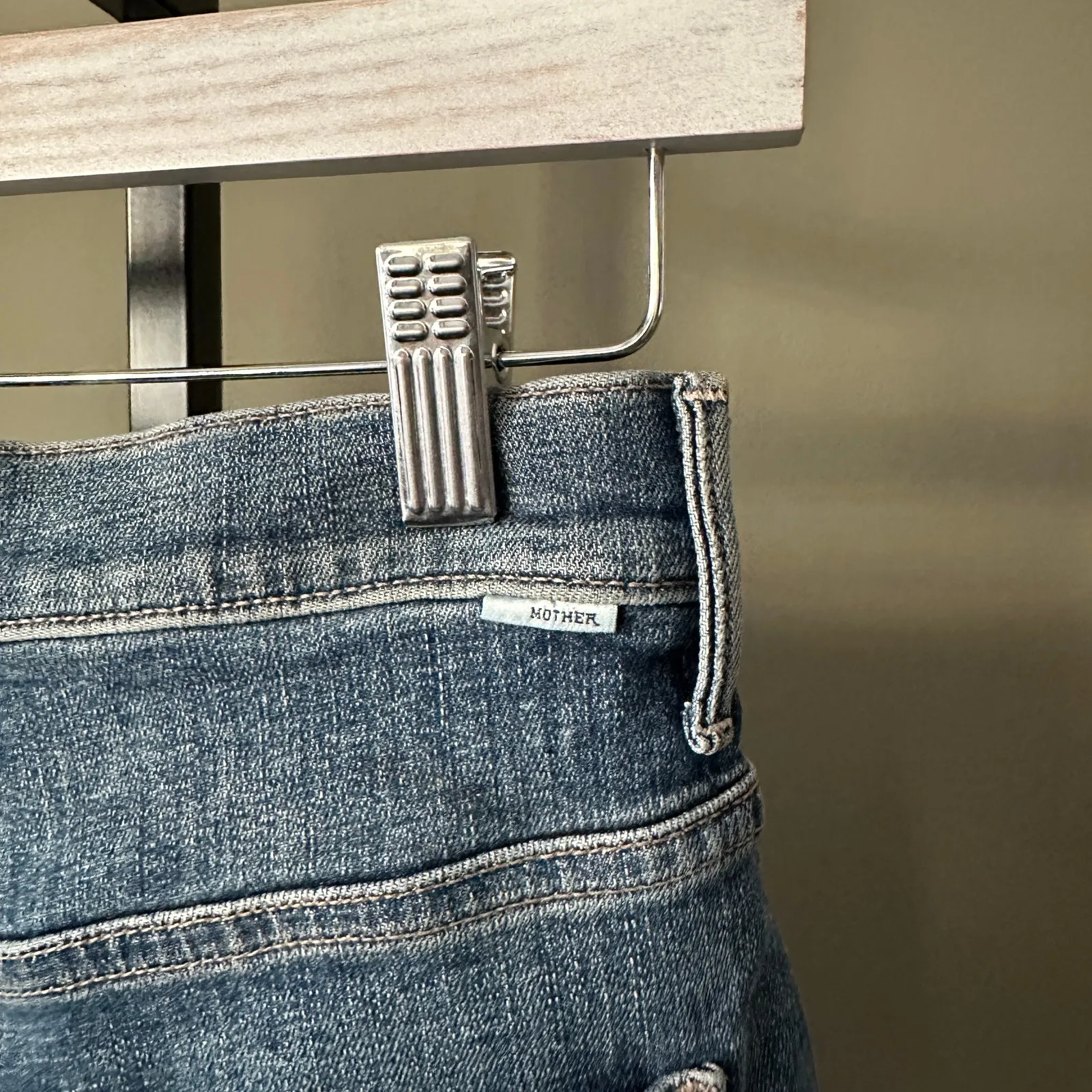 MOTHER High Waisted Rascal Slit Flip Chew Short Size 26 Blue - Image 4