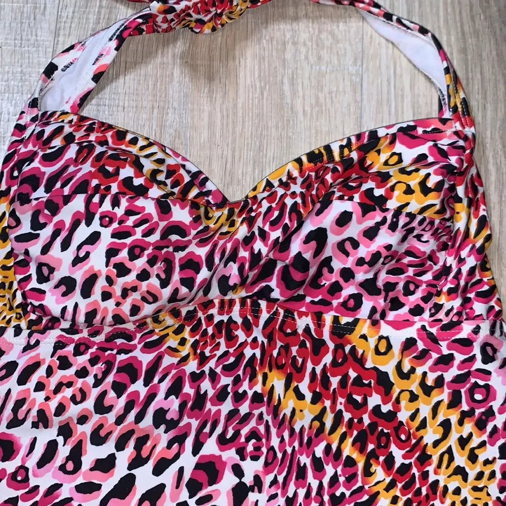Catalina pink leopard print swimsuit tankini top - Image 4