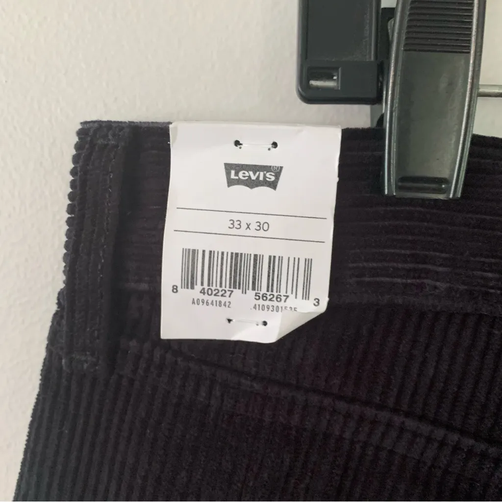 Levi’s Low Pro Mid Rise Straight Leg Corduroy Pants Black Womens 33x30 - Image 7