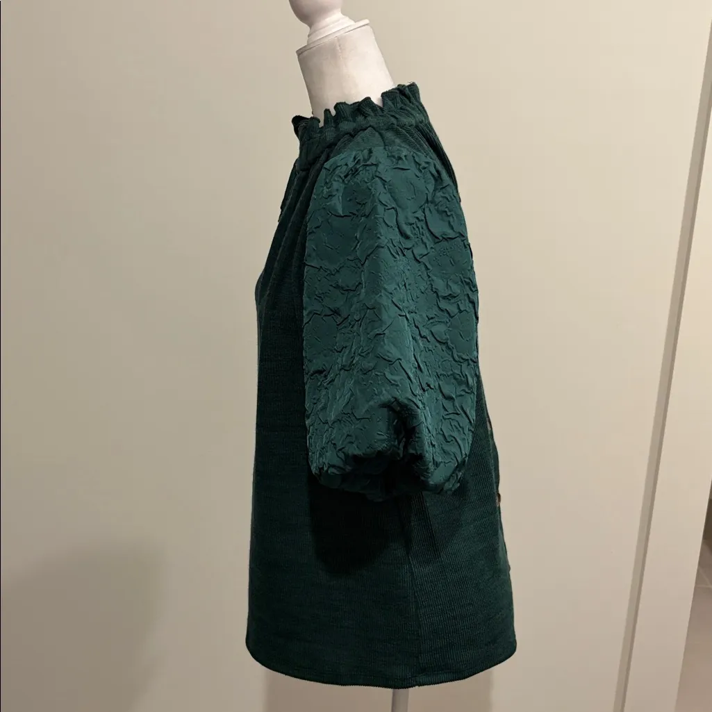THML Green Puff Sleeve Knit Top Sz M - Image 3