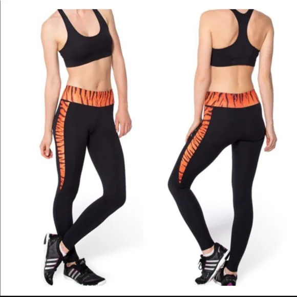 BlackMilk Tiger Stripes Ninja Spikes Leggings - Image 2