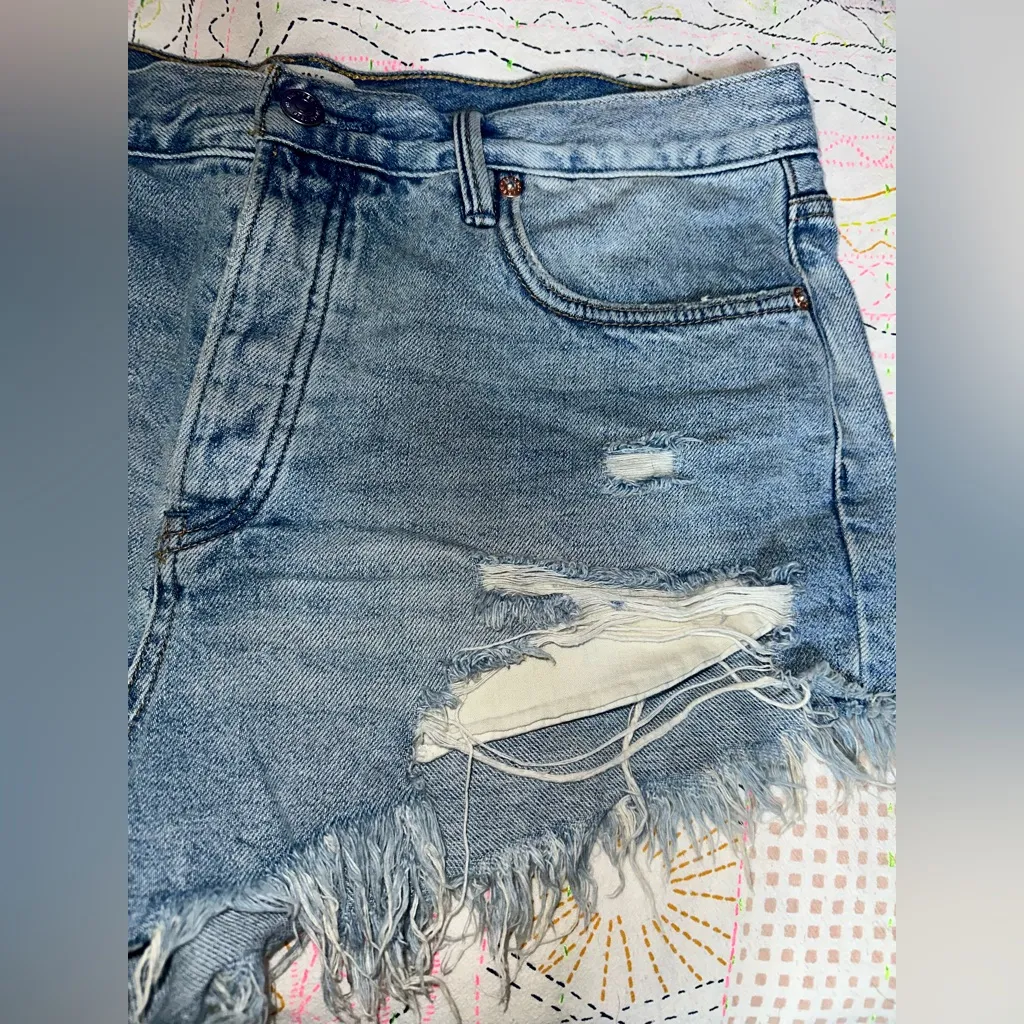 We The Free Loving Good Vibrations Jean Shorts - Image 4