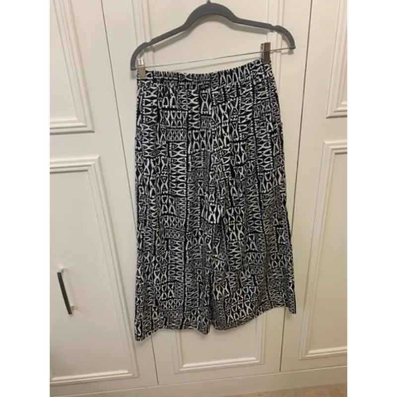 Sanctuary Women's XS Black Geometric‎ Print Culottes High Rise Pants - Image 5