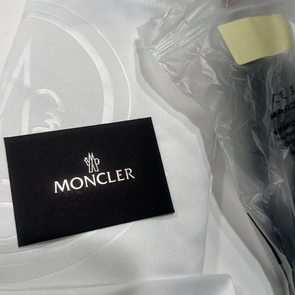 Moncler 50MM Square Sunglasses Black - Image 6