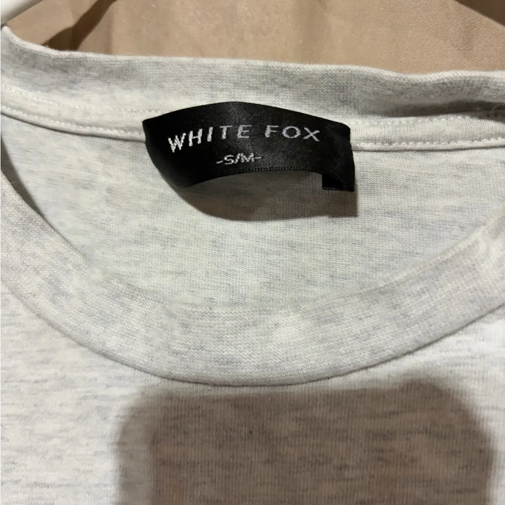 White fox T-shirt - Image 2