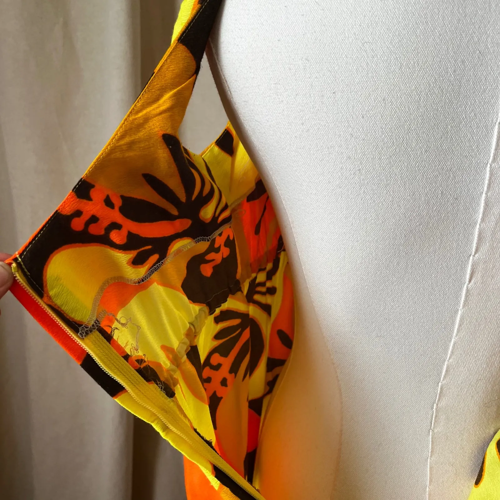 Vintage 70s Pomaré Tahiti Orange Yellow Hibiscus Maxi Dress XS‎ Honolulu - Image 9
