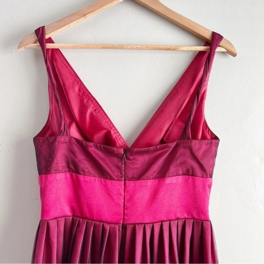 Morgan & Co Junior Fit & Flare Satin Prom Dress in Red Black, Size‎ 7/8 (Medium) Size undefined - Image 9