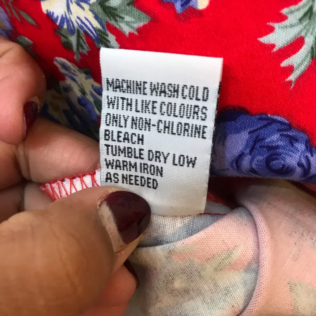 Gianni Bini red Floral dress SZ S - Image 7