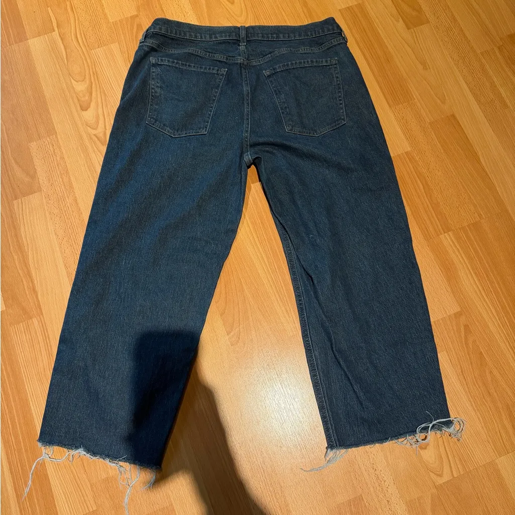 Old Navy Dark Blue Cropped Women's Jeans - Image 5