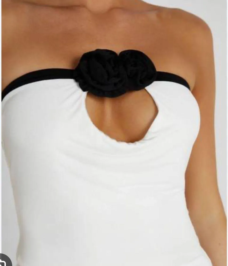 Meshki Rose Crop Top - White/Black - Image 2
