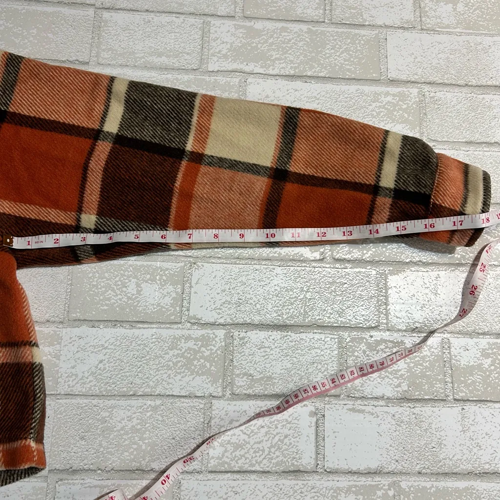 FOR THE REPUBLIC Cropped Plaid Shacket - Image 5