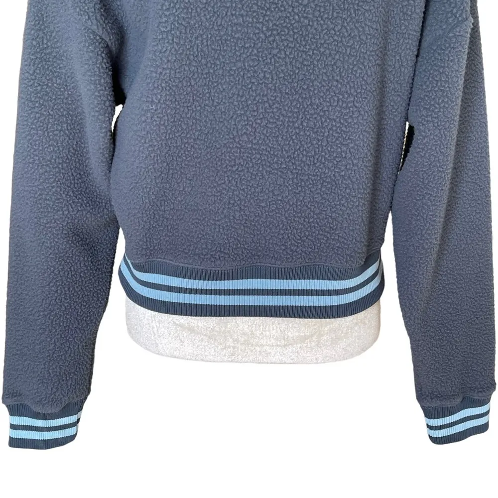 Champion Women’s Yarn Trim Mock Neck Sweatshirt Size M Sherpa Fleece Blue Crop - Image 7